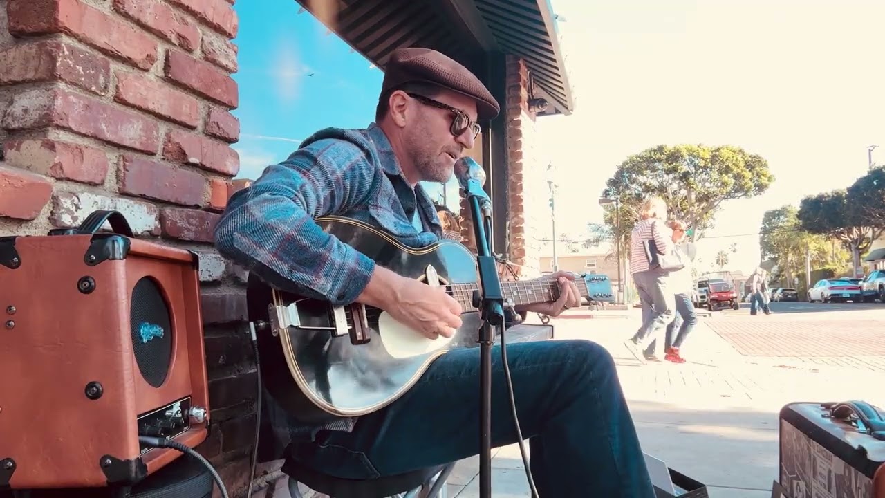 Love Her with a Feeling | Chicago-Style Blues | Street Performance | Maxwell Street Mark Mumea