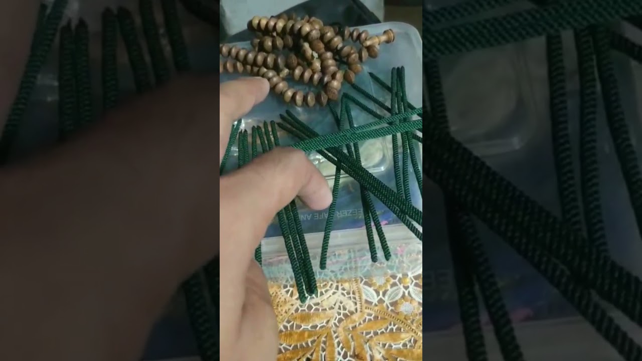 proses benang rajut tijani hijau tua