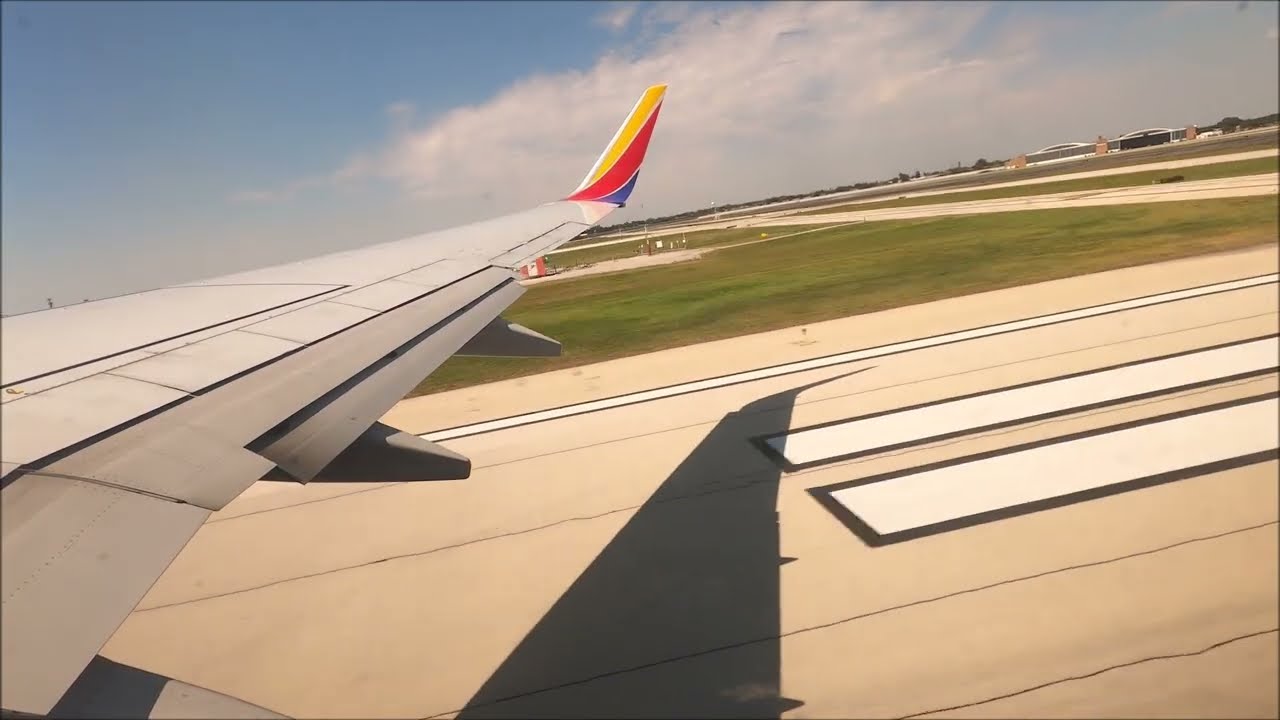 {4K} [FULL FLIGHT] Chicago (MDW) - Omaha (OMA) — Southwest Airlines — Boeing 737-7H4 — N215WN