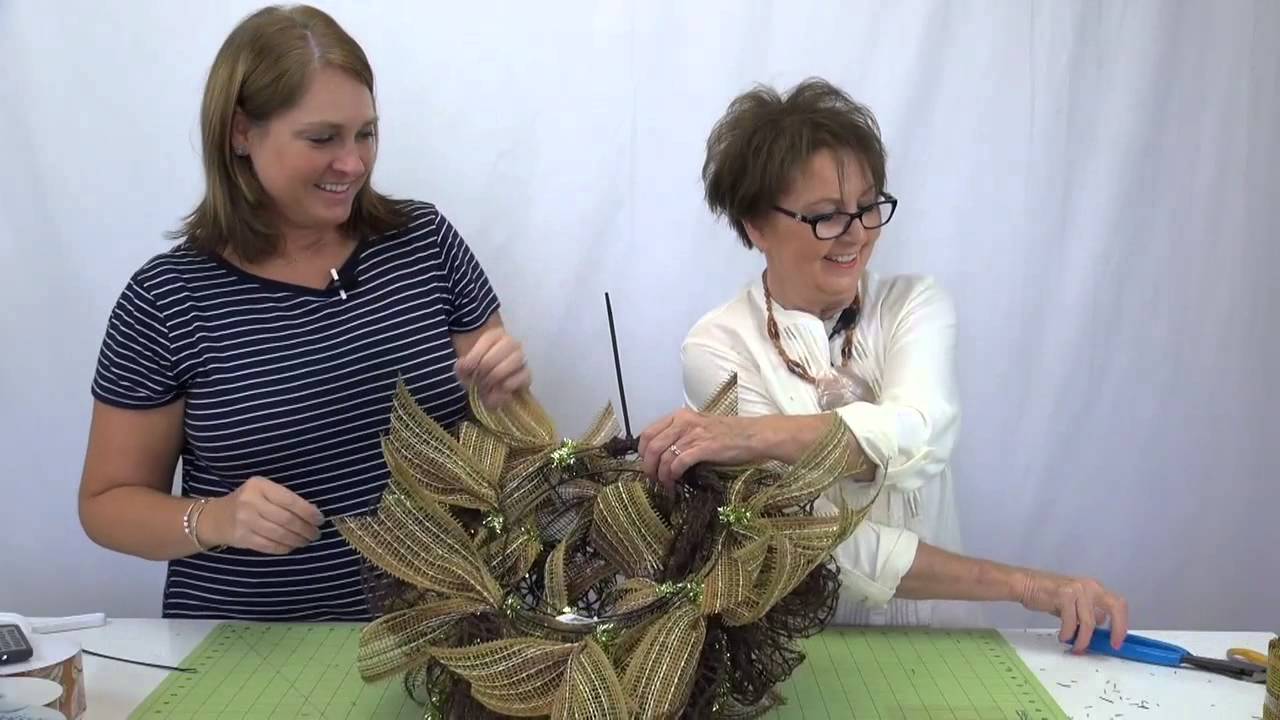Autumn Wreath with Moss Owl Tutorial