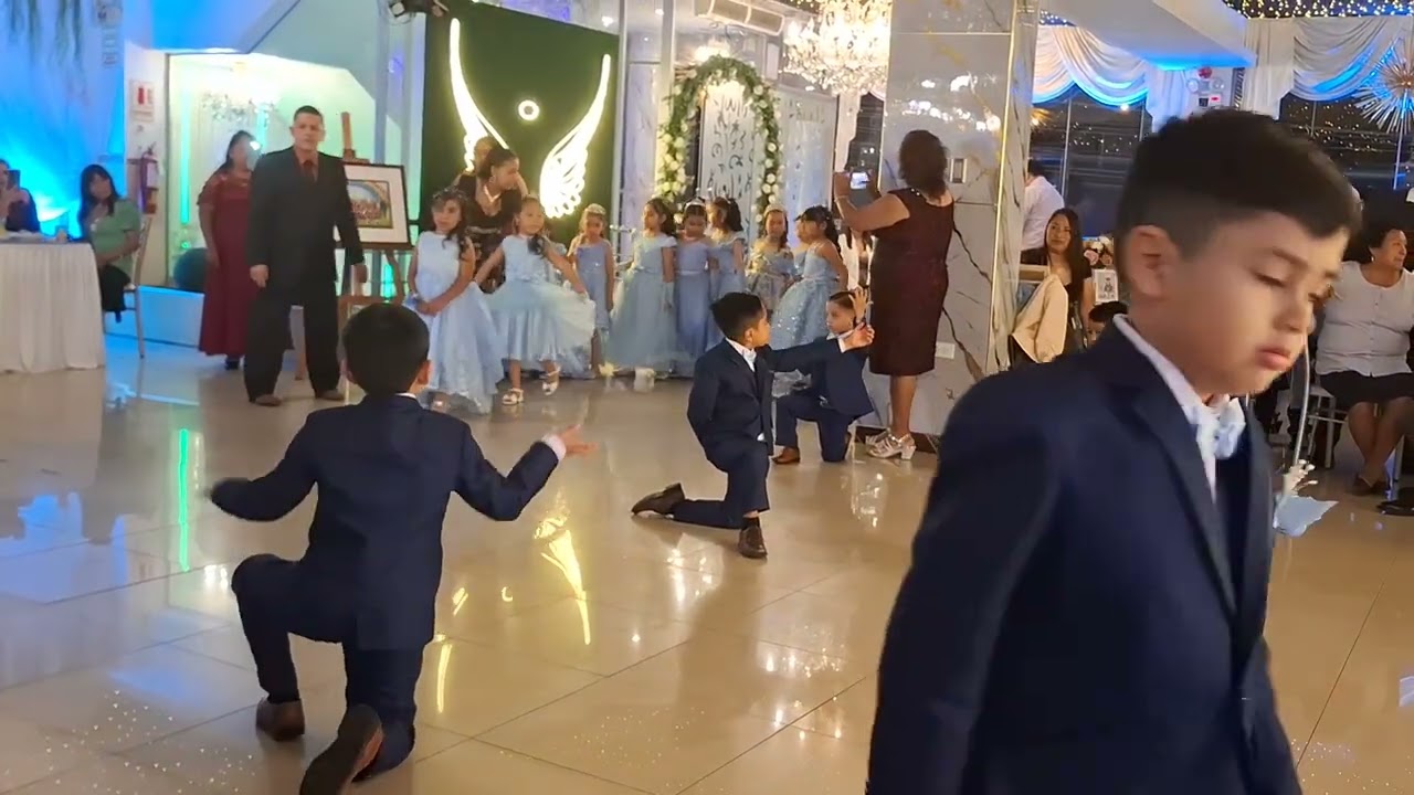 Baile de Graduación - Prom 2025 GUARDIANES DEL FUTURO - IE INICIAL HUACA DE ORO 