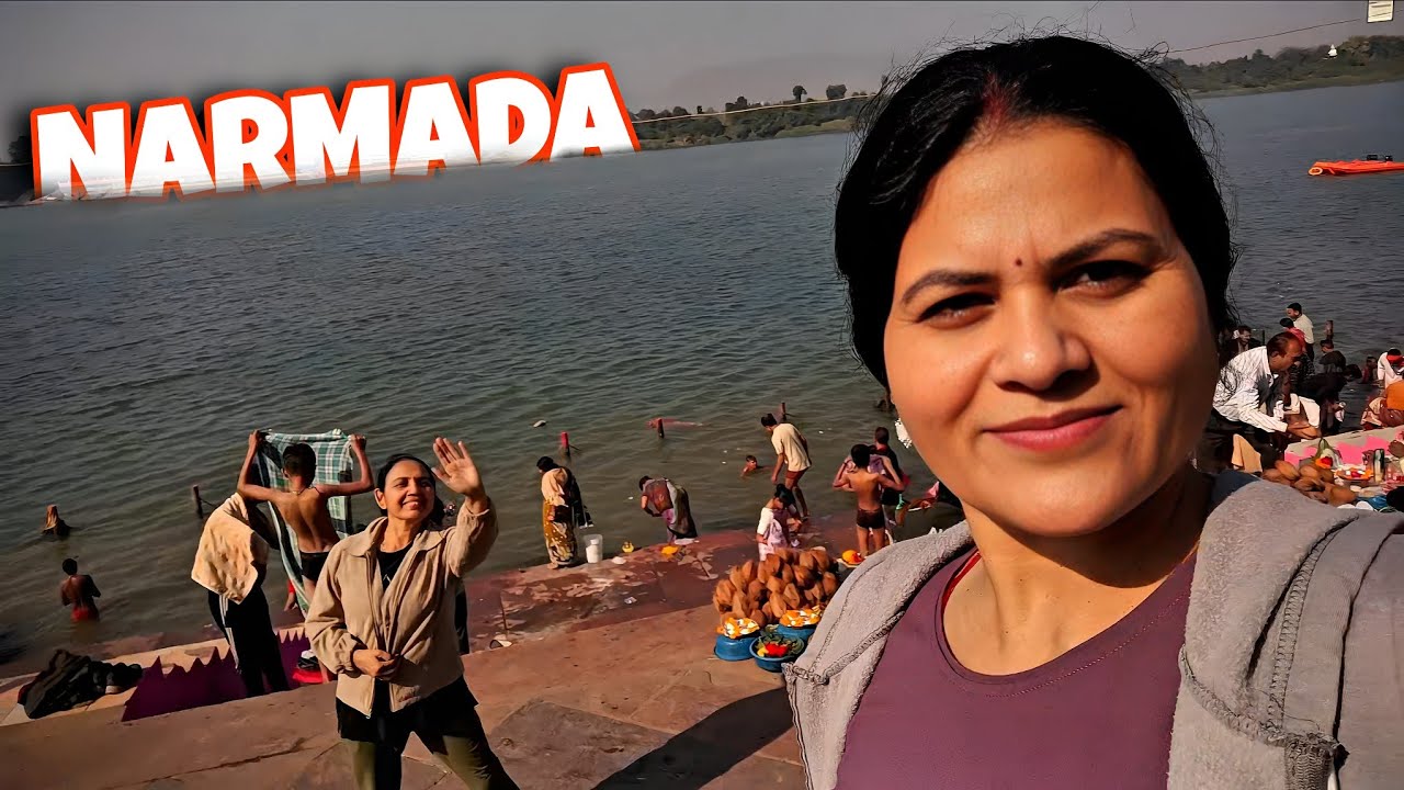 Celebrating Makar Sankranti on Narmada Ghat