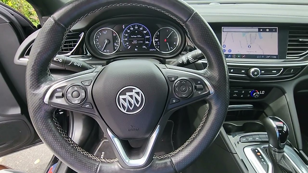 2019 Regal GS AWD w/ massaging seats!
