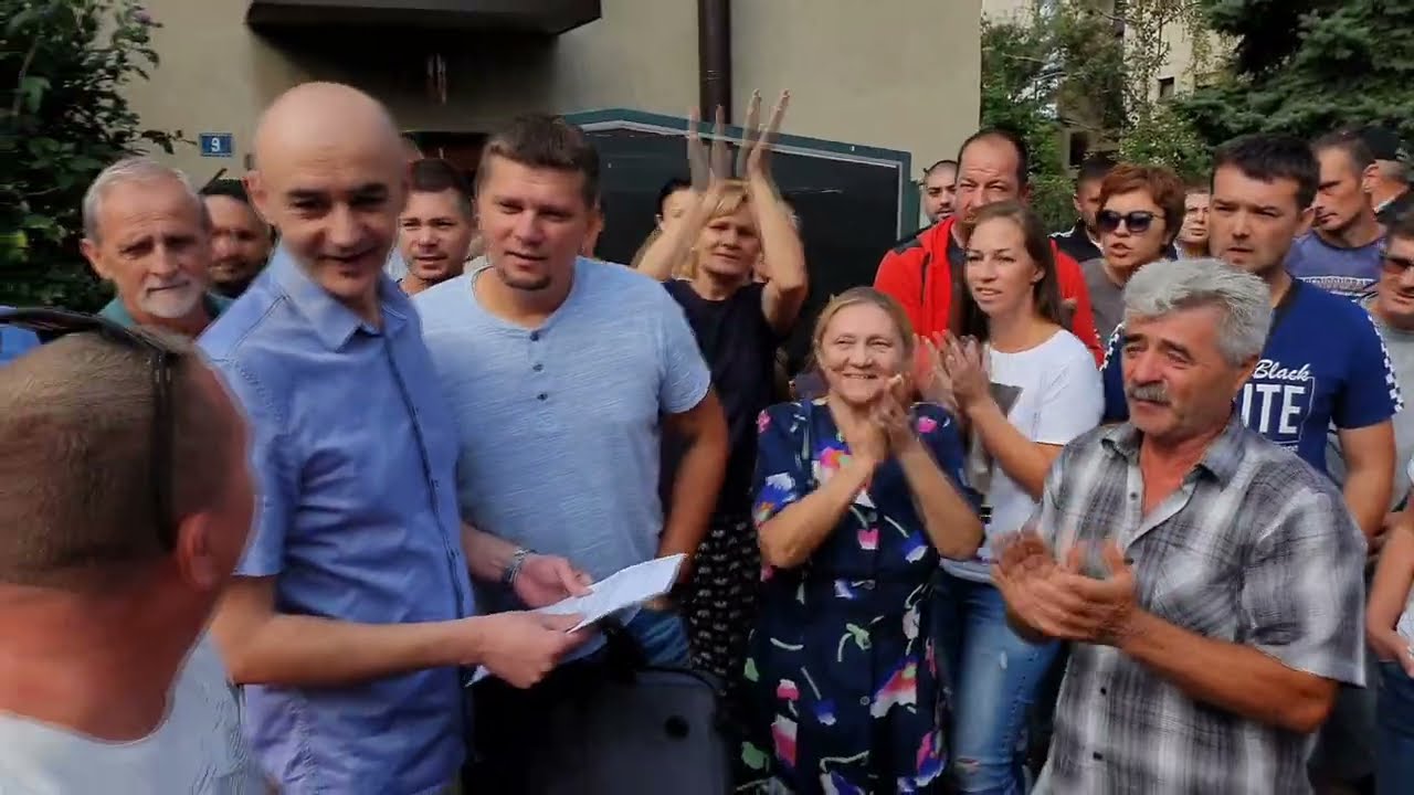 ODLOŽENO ISELJENJE PETOČLANE PORODICE DINIĆ iz kuće u Kragujevačkoj 9 u Zaječaru