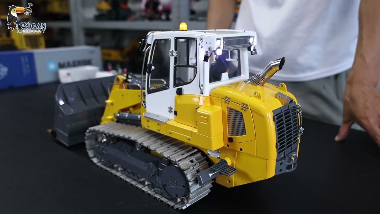 NEW 636 RC Loader LESU 1/14 Hydraulic Loader, just connected to receiver test functions.
