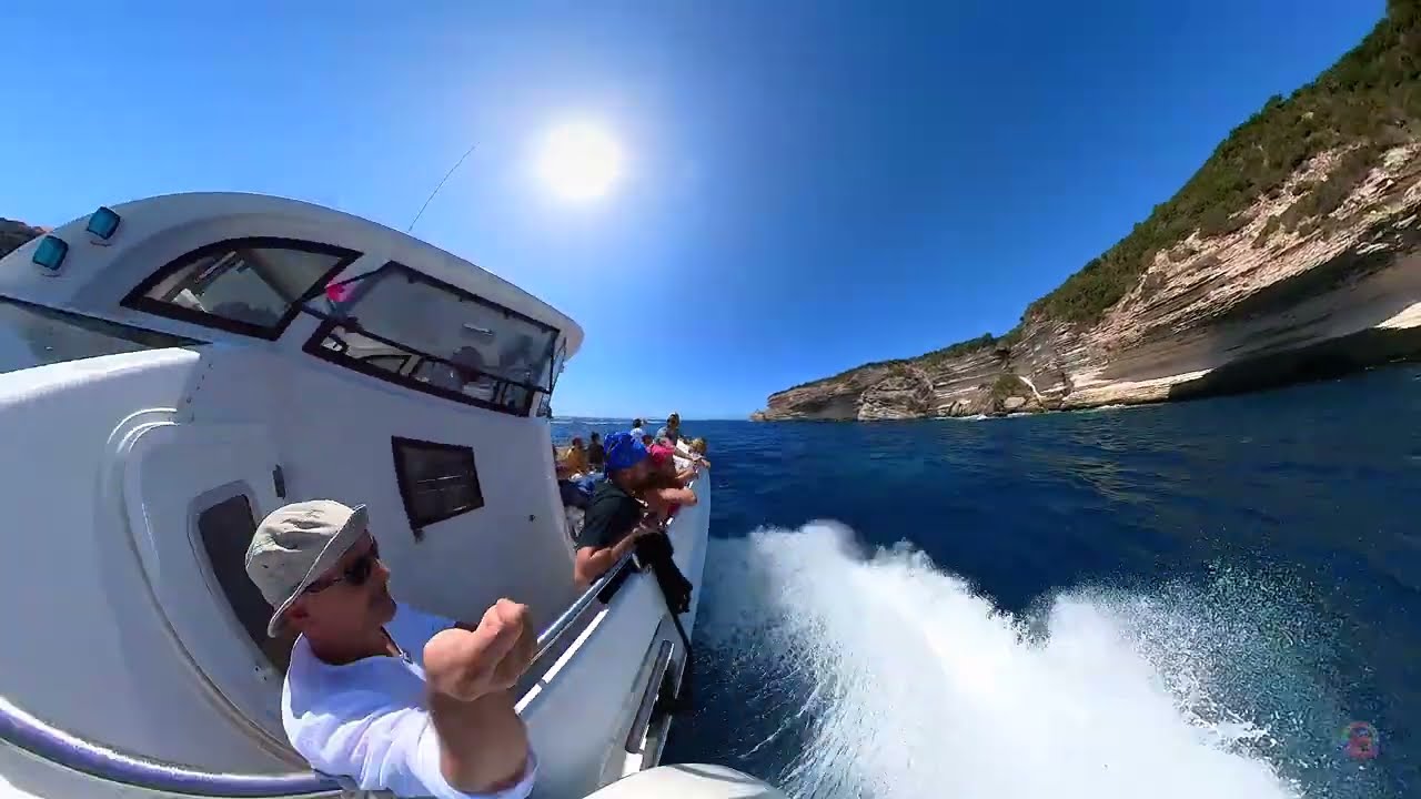 Promenade en mer aux Iles Lavezzi (l’archipel des îles Lavezzi) et a Bonifacio en Corse du Sud