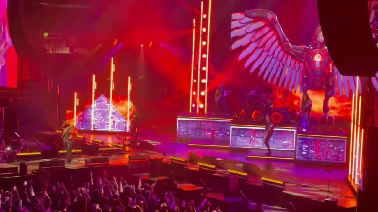Helloween - Eagle Fly Free - Live At Unipol Forum, Milano, 19/11/2025