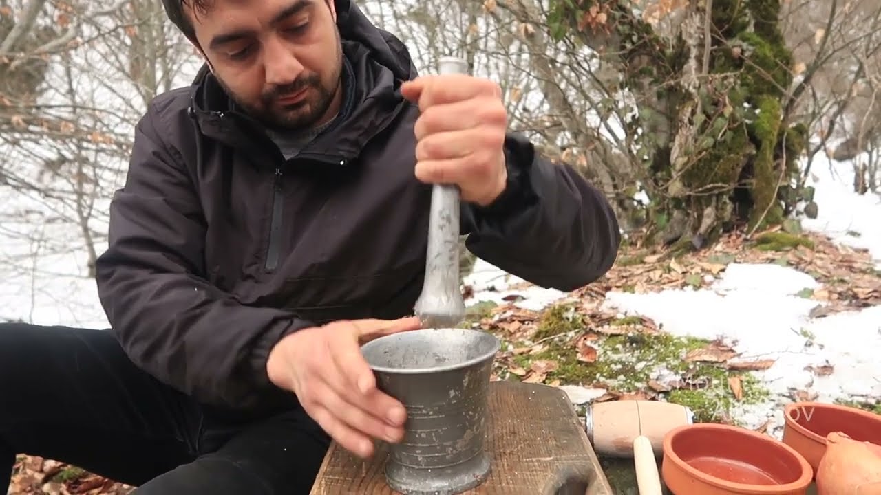 Cocina rural al aire libre | Receta Legendaria de Pollo con Membrillo y Avellanas | La vida rural