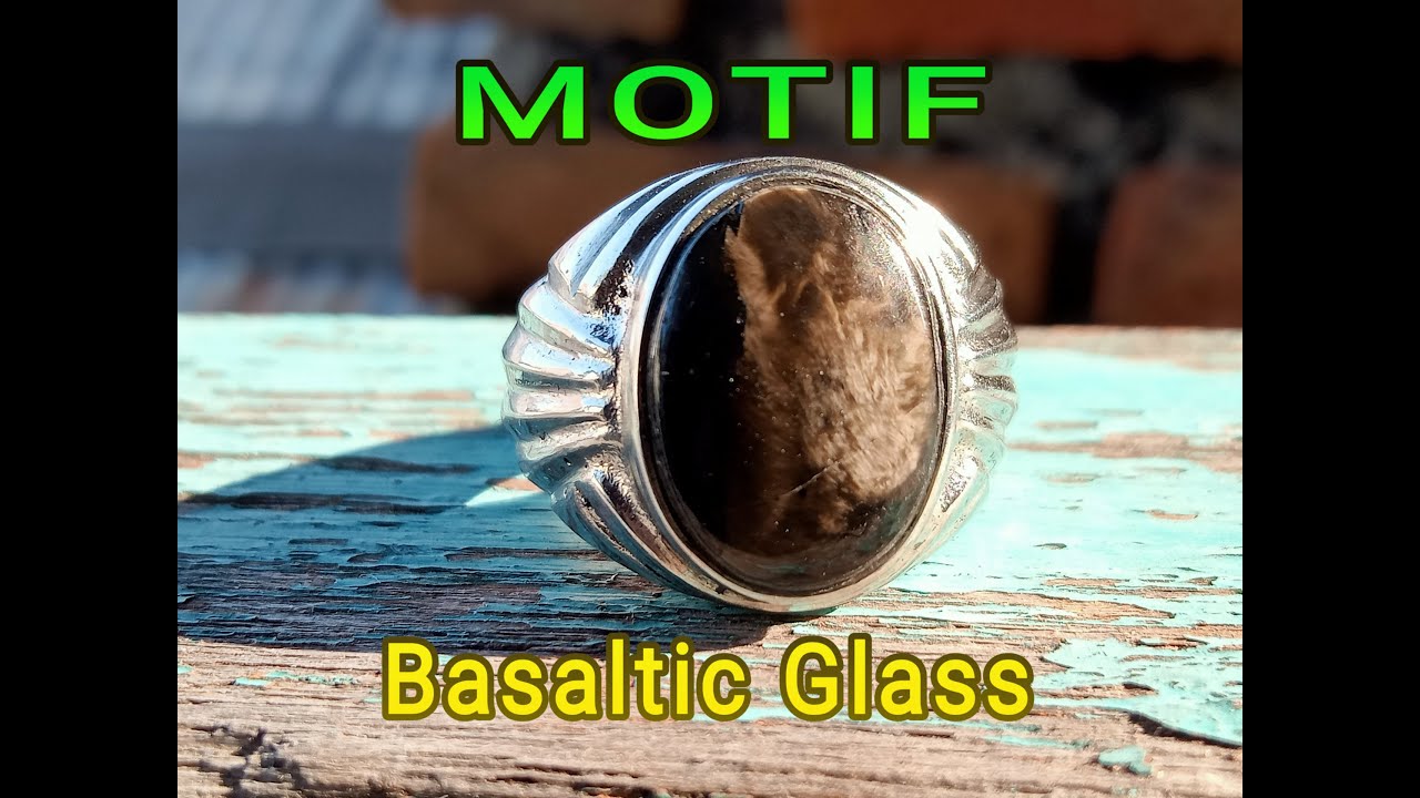 BATU BULU MACAN LUMAJANG BASALTIC GLASS PALING DICARI