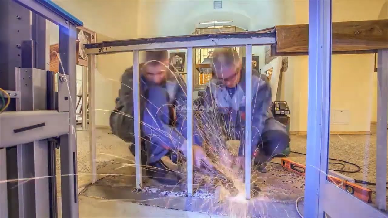 Time-Lapse: Kalea Lift Installation at The Museum