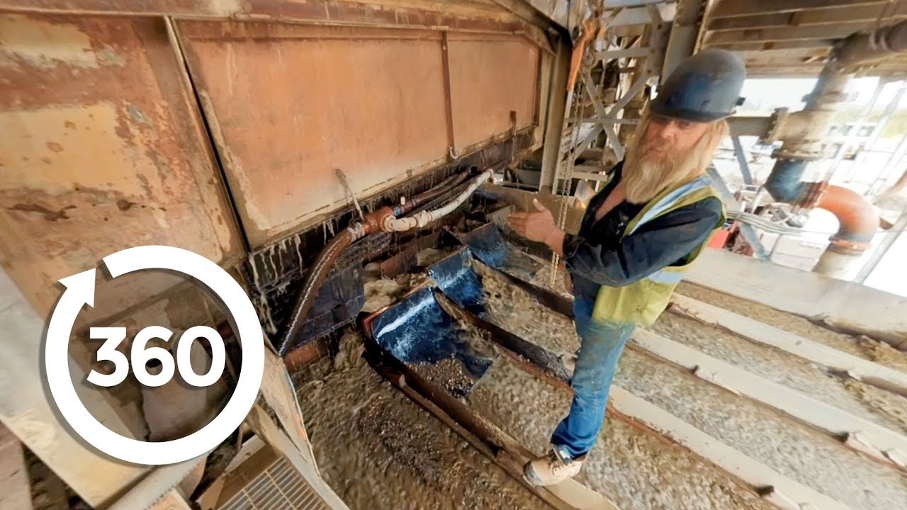 360° Dredge Tour with Tony Beets | Gold Rush (360 Video)