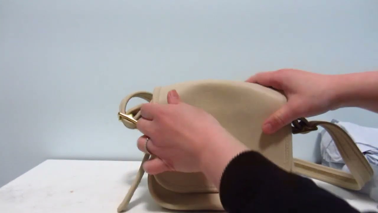 VINTAGE COACH BAG UNBOXING - WHAT COULD IT BE?