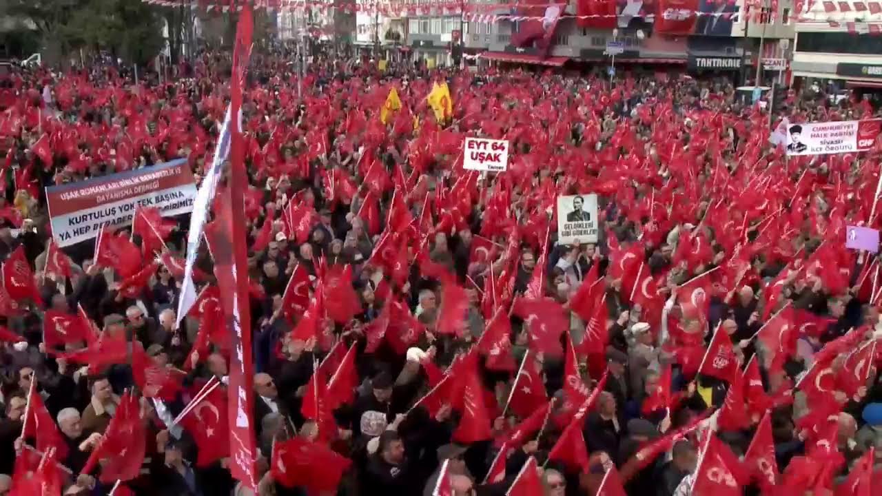 Uşak’tayız! Hep birlikte iktidara yürüyoruz.