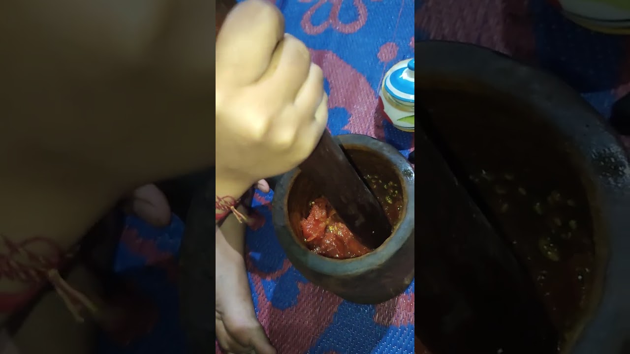 smashed tomatoes chutney
