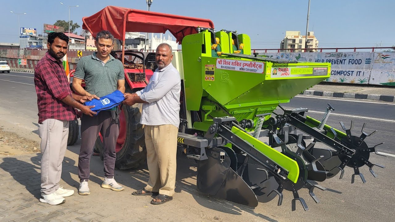 Delivery किसान भाई ने खरीदी भारत की सबसे टॉप आलू बुवाई मशीन Rama Jandu Automatic Potato bed Planter 