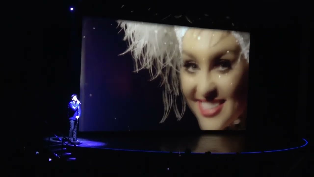 Odyssey of The Seas Show : 