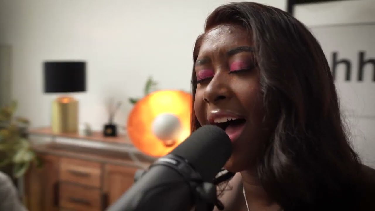 Rihanna &ndash; Russian Roulette | Anima von Nachklang (Cover)