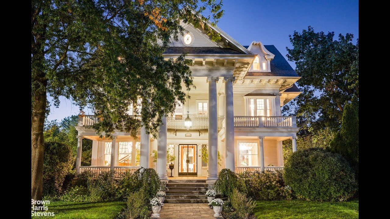 1305 Albemarle Road  -  Prospect Park South, New York