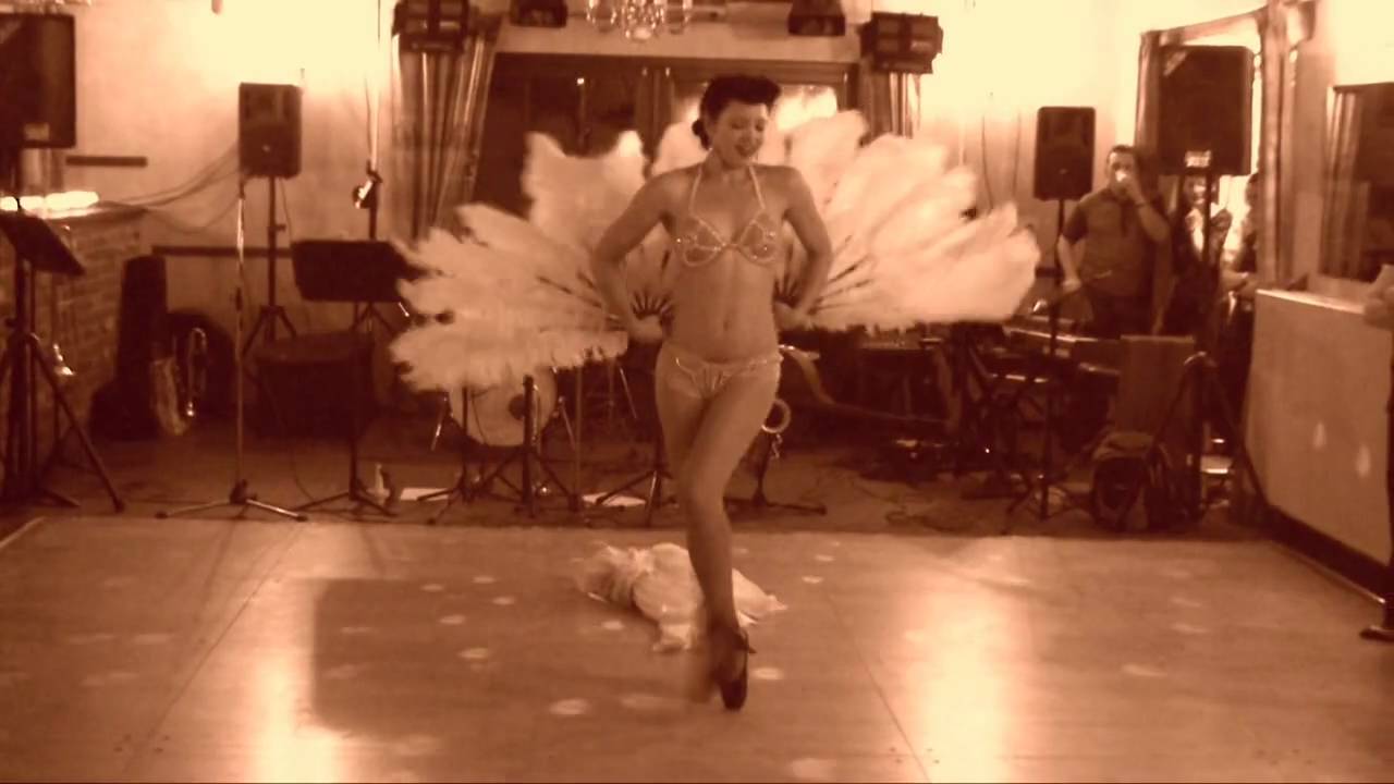 SITR 09: Sharon Davis Burlesque Show
