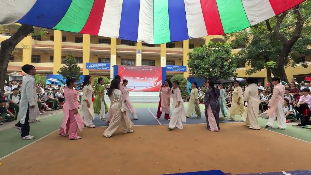 GIẢI NHẤT NHẢY HIỆN ĐẠI MỪNG XUÂN BÍNH NGỌ LỚP 10A12 (2025-2026)