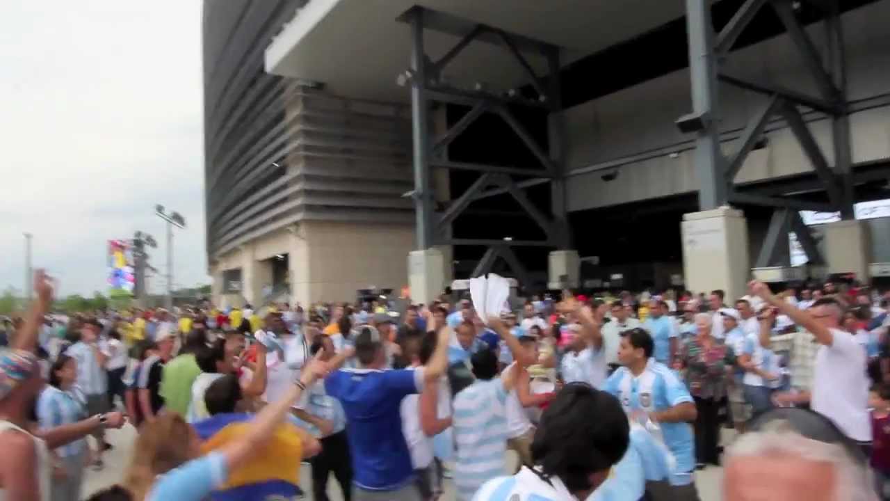 Argentina vs. Brazil (Crowd) - MetLife Stadium in East Rutherford, New Jersey (06.09.2012)