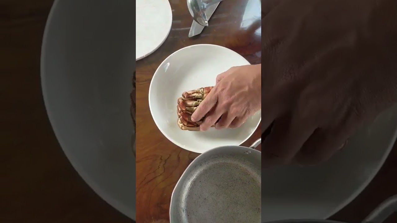 Trải nghiệm thực tế ăn cua n&acirc;u của Nauy nhập khẩu đ&ocirc;ng lạnh!