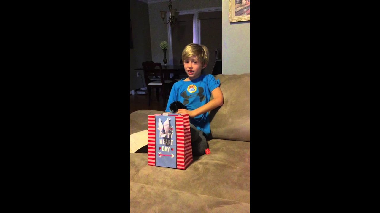 Surprising the kiddo with a shihtzu puppy