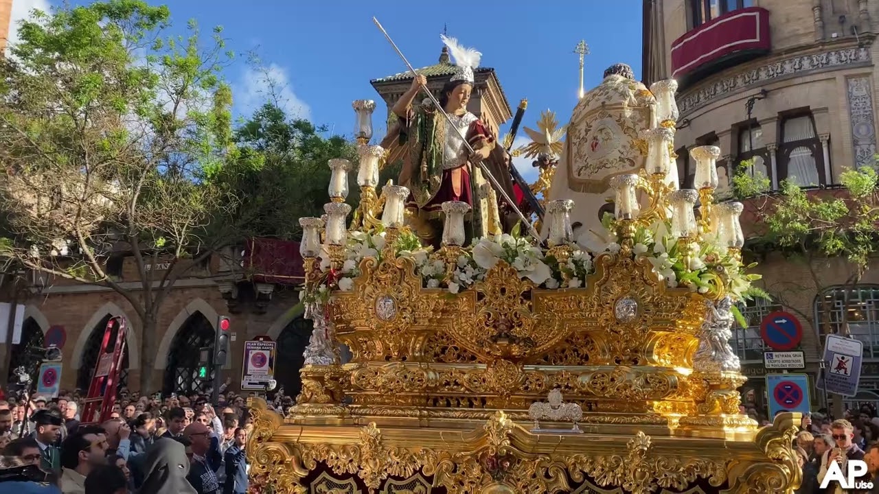 Misterio del Sagrado DECRETO de La Trinidad en Orfila con LAS CIGARRERAS | Semana Santa Sevilla 2024