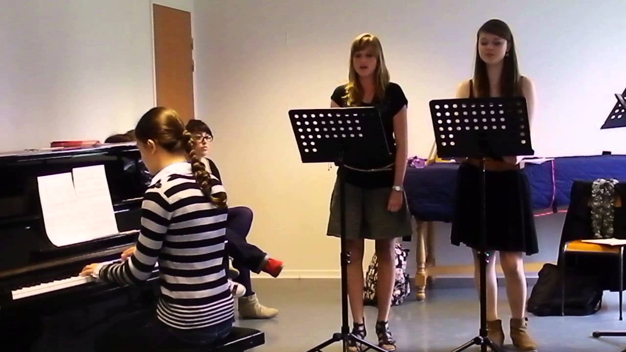 Luci Care Luci Belle [Mozart] - Chloé & Mélissa