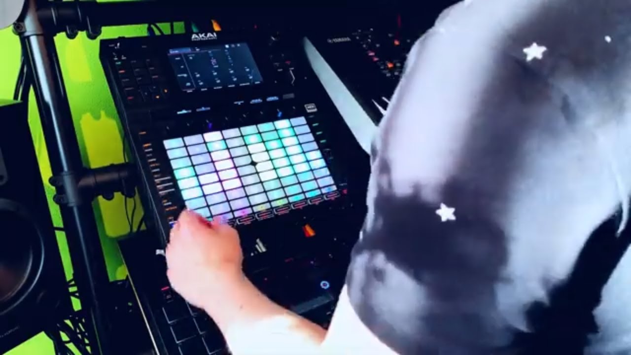 Akai Force - Progressive Minimal Trance Inspired by Cercle Einmusik