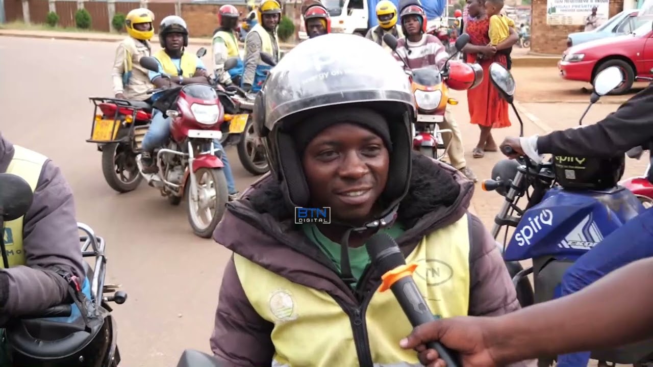 IMPANUKA IKOMEYE i KIGALI: MOTO IRENZE UMUHANDA #RWAMPARA MOTARI N'UMUGENZI BAGWA EPFO MU BATURAGE