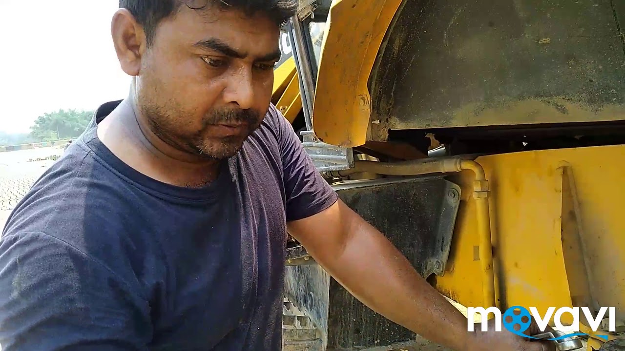 JCB R. H Oil seal change