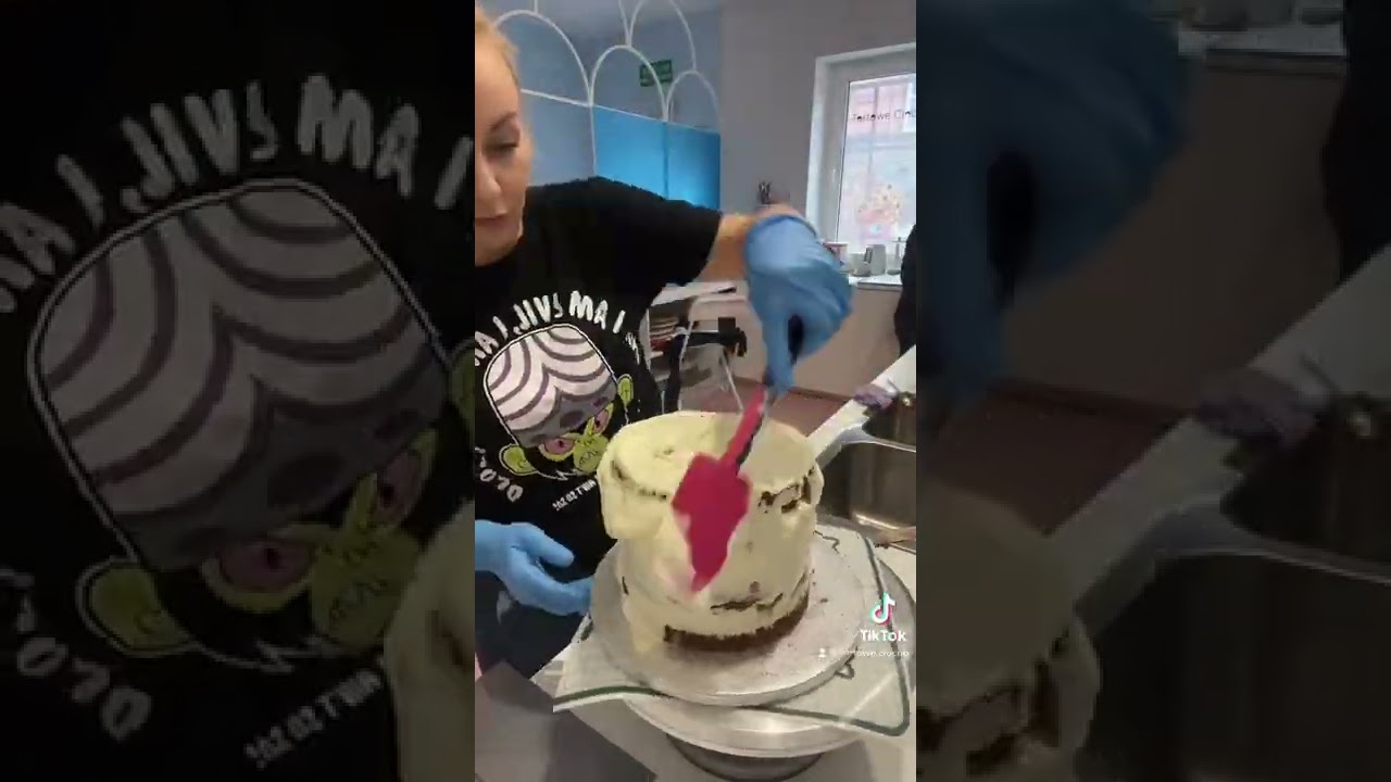 Stabilne kremy do tort&oacute;w i skrobka dostępna na mojej stronie 😁 JADĄ KOTYYY! 🔥✨💗😼😼😼