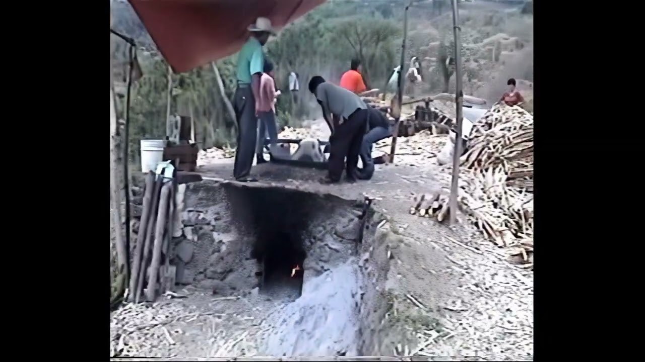 Piloncillo being made near Santa Monica, Tenango de Doria Hidalgo