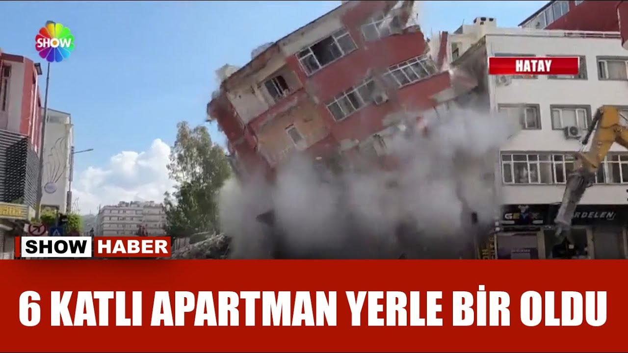 Ağır hasarlı bina mesaisi...