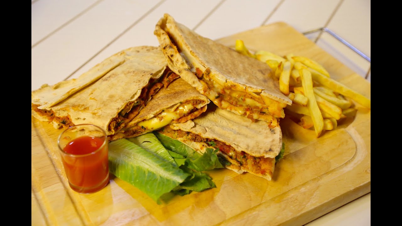 #وجبات_15_ثانية | ساندوتشات تركية بجبن الشرائح والسلطة 15s | Turkish Sandwich#
