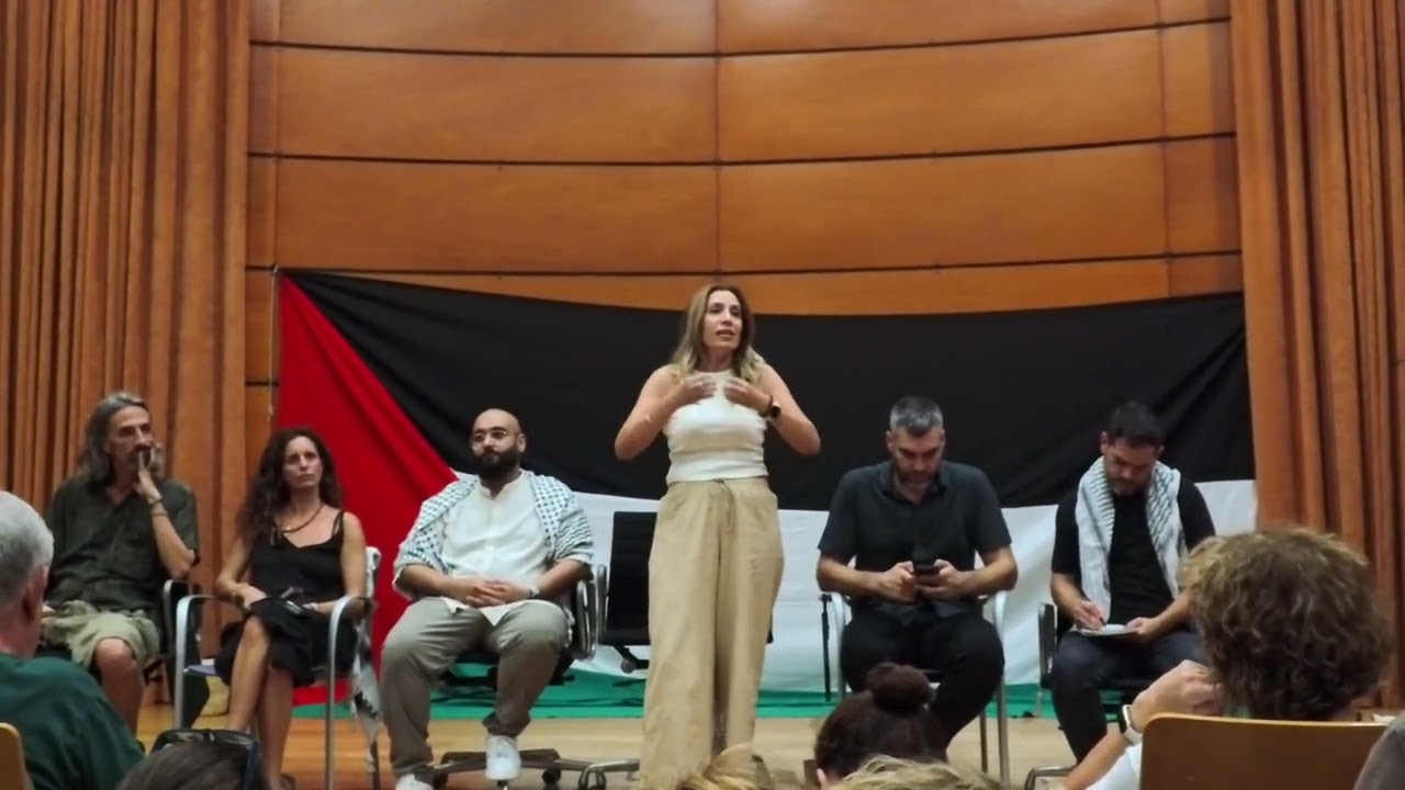 De Val&egrave;ncia a Gaza - Intervenci&oacute;n Rosa de Falastin (Comunidad Palestina de Val&egrave;ncia)