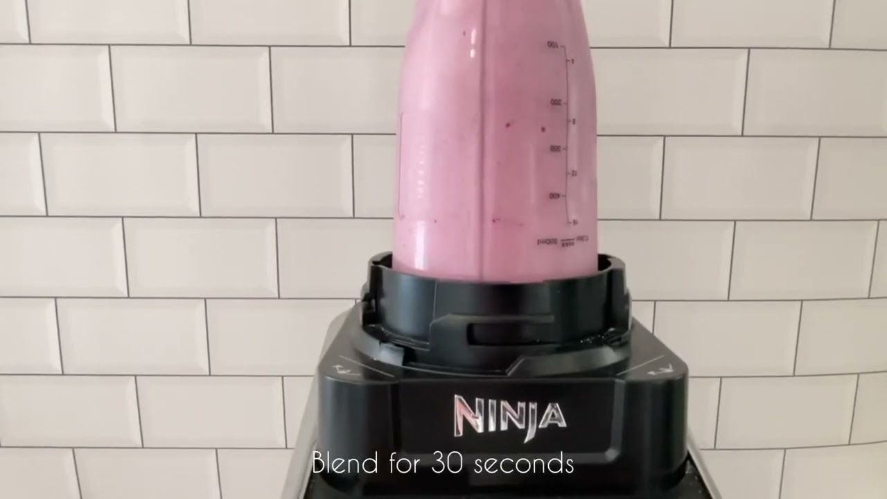 keto 3 ingredient smoothie recipe (mixed berry)