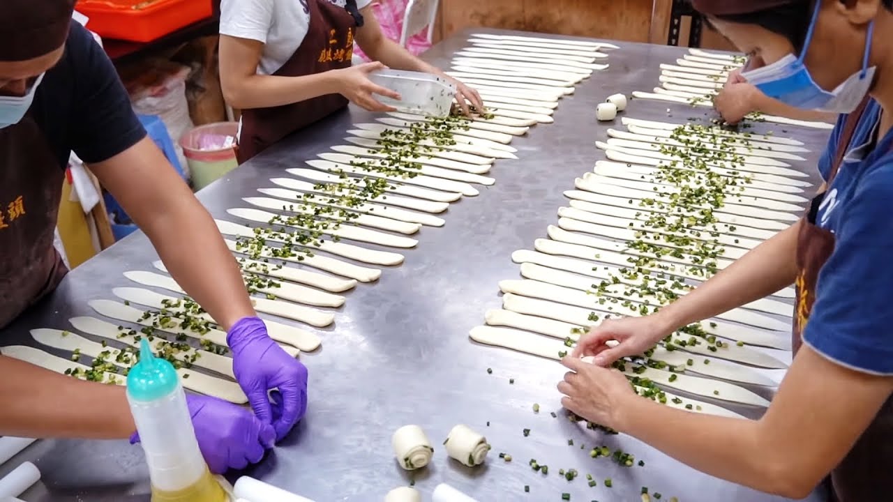 Amazing! Mini Crispy Baked Mantou Making , Crispy Steamed Bread / 手工脆皮烤饅頭製作 , 出爐就秒殺！二良脆皮烤饅頭