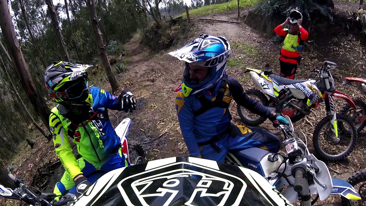 MR74 Mario Román enduro en Ambato - Ecuador