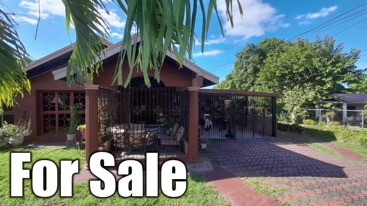 4 Bedrooms 4 Bathrooms, House for Sale at WHITEFORD DR, JACKS HILL, Kingston 6, Kingston & St Andrew