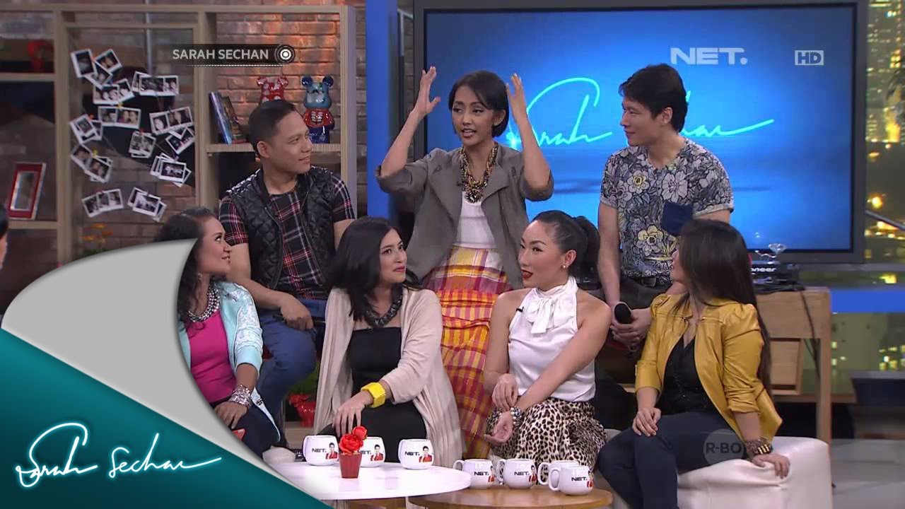 Group vokal Warna reunian bersama dua mantan personil mereka