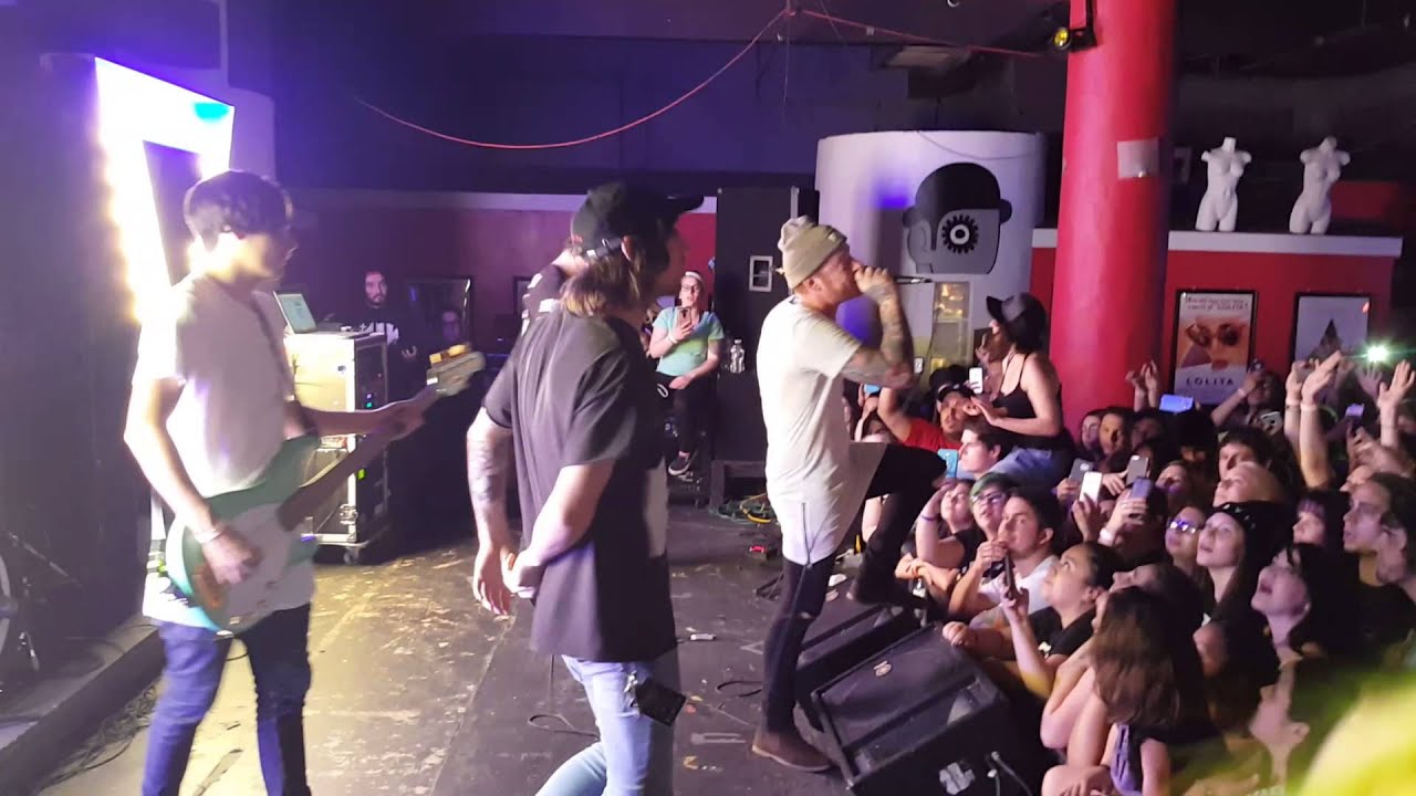 Slaves - starving for friends FT MICHAEL SWANK  (myka relocate)