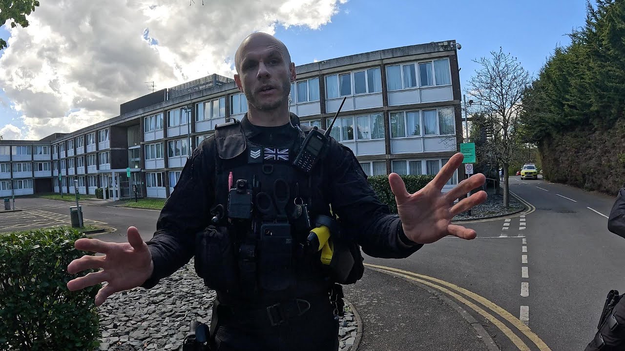 Police assist in civil trespass 🚨🚔❌🍿
