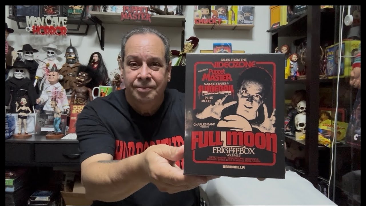 Unboxing The Umbrella Full Moon Fright Box Vol. 2