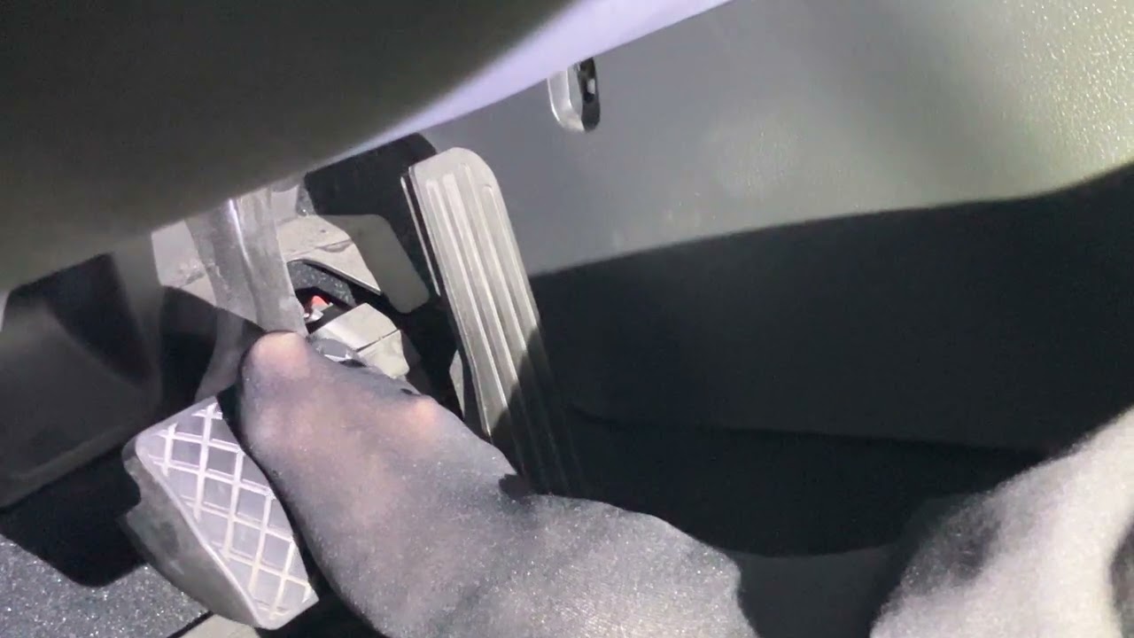 Driving VW in very soft and smelly pantyhose after 18 hours ￼