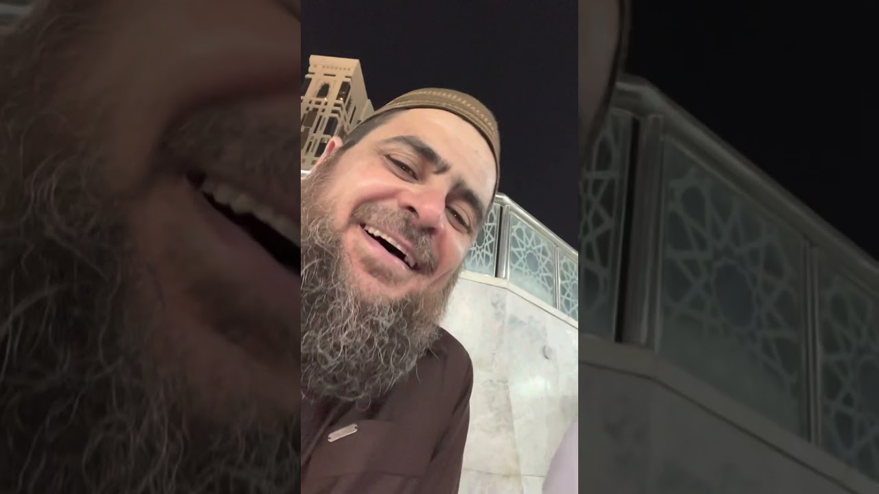 Burdah Nasheed in Makkah from the blessed Haram with the sweet voice-Hafiz Burhaan Ismail