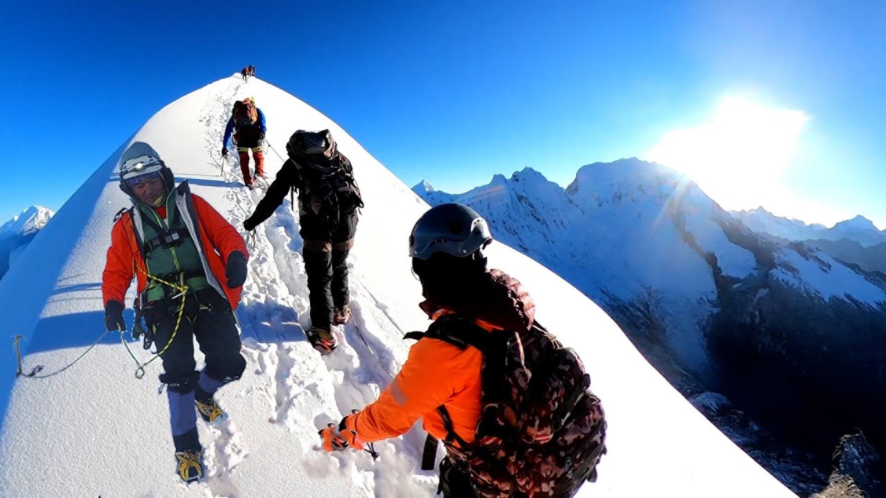 Camino al Huascarán, escalando el nevado Vallunaraju 5,686, SEGUNDO MEJOR VIDEO DEL AÑO