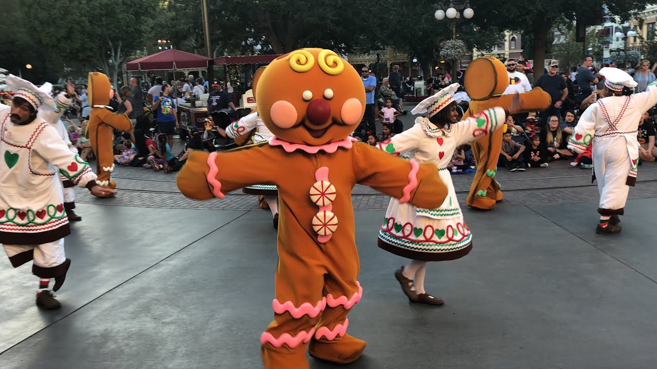 FULL A Christmas Fantasy Parade Disneyland CA November 9 2018