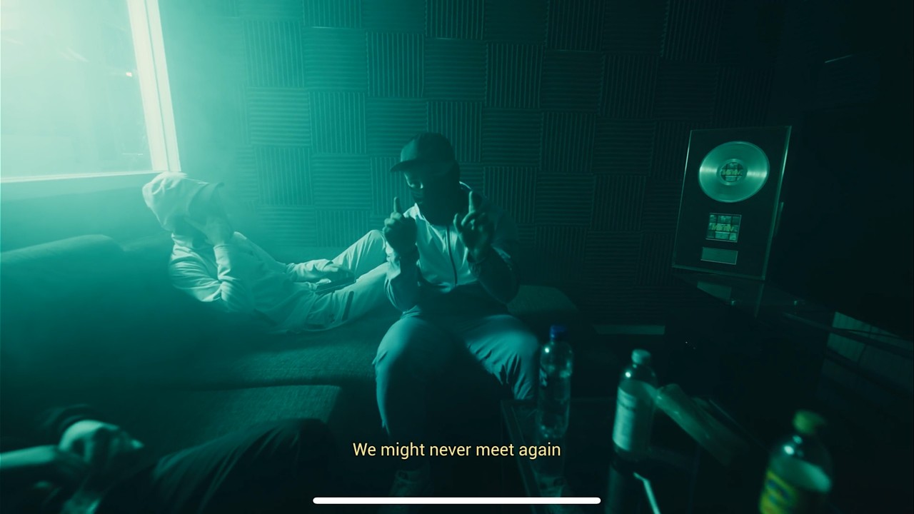 R10 - DE E VAD DE E (Officiel Video)